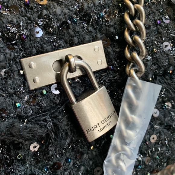 Authentic KURT GEIGER LONDON Tweed Lock fringe sequins flap Crosby/shoulder - Picture 7 of 15